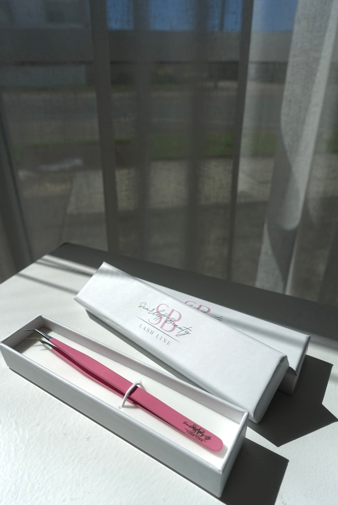 45° Isolation Tweezer- Pink