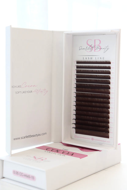 Scarlett Beauty Brown Lash Extensions Tray- soft brown cashmere lashes for soft volume and custom sets.