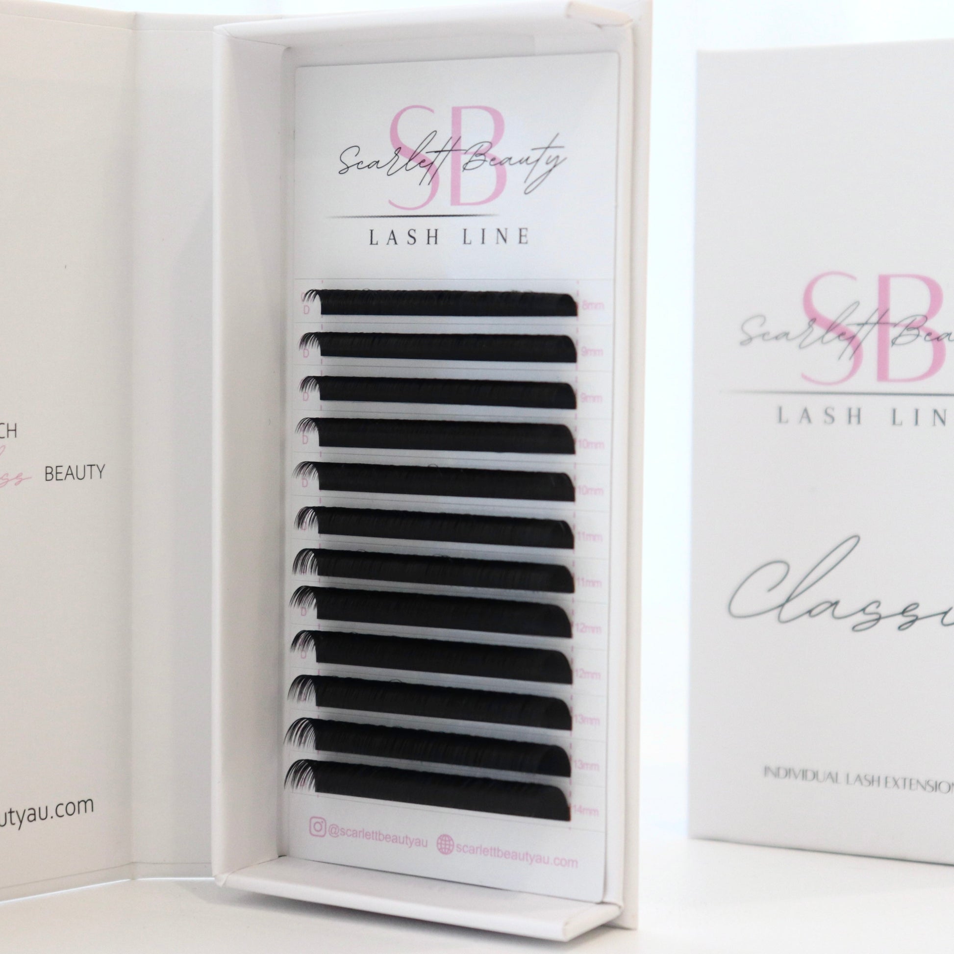 Scarett Beauty Classic Flat Lash Extensions Tray- Matte black classic lashes for professional lash artists.