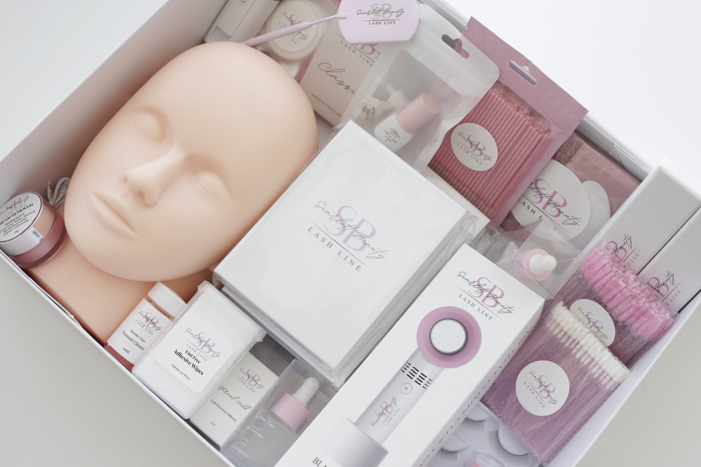 The Lash Training kit is designed to help lash artists practice and perfect their technique before working on live clients. it includes everything you need to lash clients